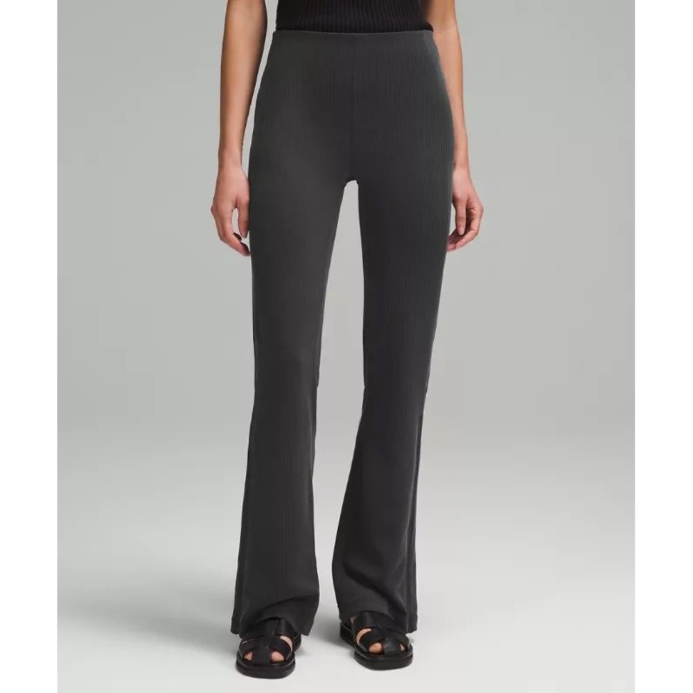 Lululemon Brushed Softstreme Ribbed Zip Flared Pant 32.5 Charcoal Grey Size 2